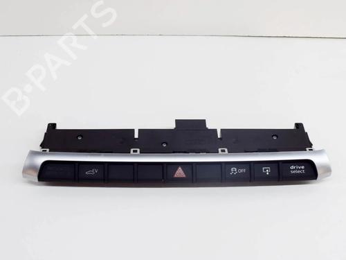 Used Switch Switch AUDI A3 Sportback (8VA, 8VF) 1.4 TFSI e-tron (150 hp) 15681172 15681172