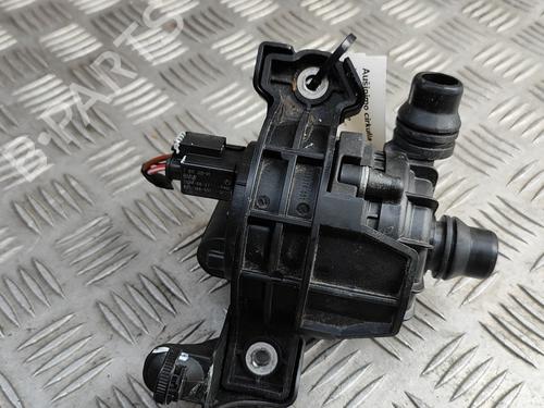 Used Auxiliary water pump BMW 5 (G60, G90, G68) i5 eDrive40 (340 hp) 28564232