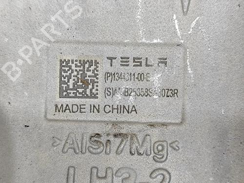Left front steering knuckle TESLA MODEL 3 (5YJ3) EV | BP38515485M25 - Image 6