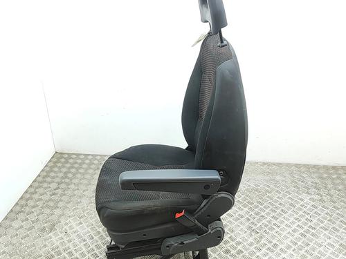 Right front seat PEUGEOT BOXER Bus 2.0 BlueHDi 130 | BP35957593C16 - Image 4