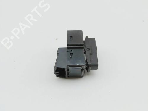 Switch VOLVO V60 I (155) D3 | BP38329221I30 - Image 4