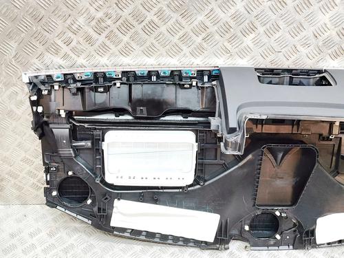 Instrumentbræt TESLA MODEL Y (5YJY) Long Range All-wheel Drive | BP38565329C46  - Image 7