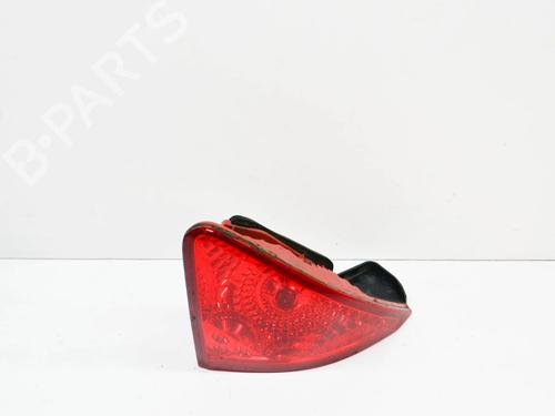 Used Right tailgate light Right tailgate light PEUGEOT 3008 I MPV (0U_) 1.6 HDi 115 / BlueHDi 115 (116 hp) 8935548 8935548