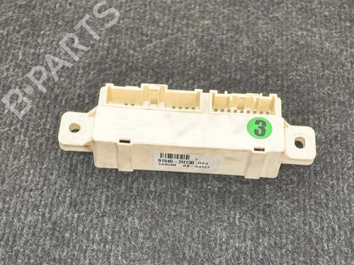 Used Electronic module KIA CEE'D (JD) 1.4 CVVT (100 hp) 6751555