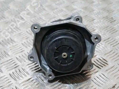 Used Engine mount Engine mount BMW 4 Gran Coupe (F36) 420 i (184 hp) 6723186 6723186