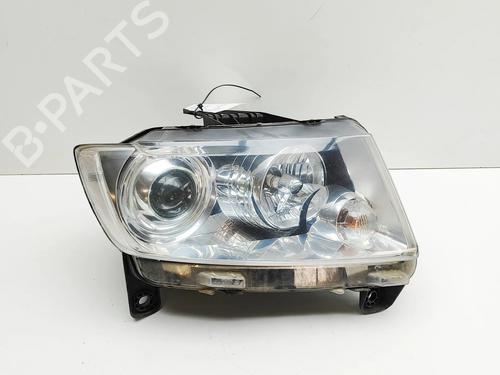 Used Right headlight JEEP GRAND CHEROKEE IV (WK, WK2) 3.0 CRD V6 4x4 (241 hp) 32458817