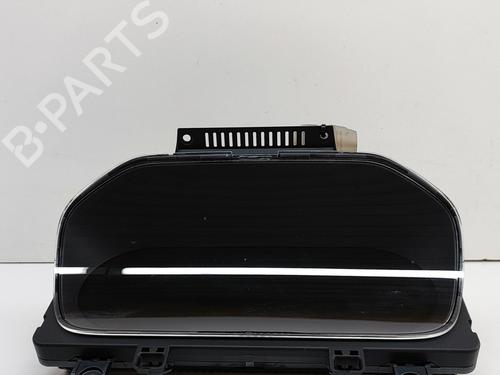 Used Instrument cluster VOLVO XC40 (536) B3 Mild-Hybrid (163 hp) 28555725