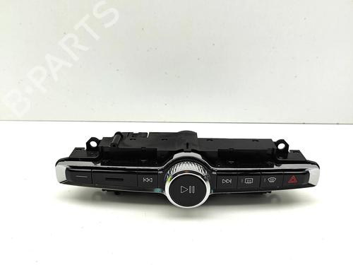 switch-volvo-xc60-ii-246-2017-33382284 main image