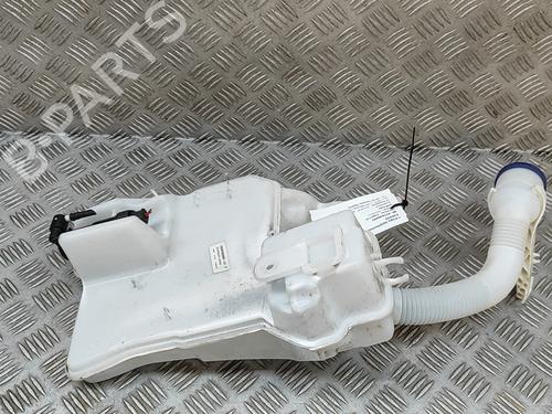 Used Windscreen washer tank PEUGEOT 208 II (UB_, UP_, UW_, UJ_) 1.2 Hybrid 136 (UPHPYK) (136 hp) 28674650