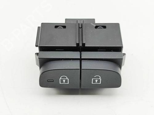 switch-volvo-xc40-536-2017-33379469 main image