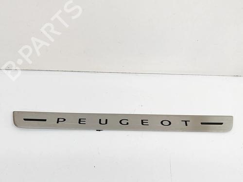 Used Step Step PEUGEOT 2008 II (UD_, US_, UY_, UJ_, UR_, UC_) e-2008 (UKZKXZ) (136 hp) 27786062 27786062