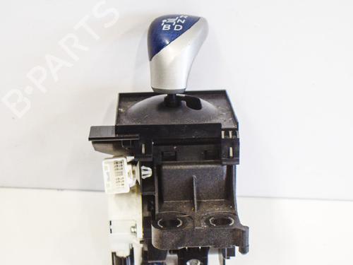 Used Gear lever TOYOTA PRIUS (_W3_) 1.8 Hybrid (ZVW3_) (99 hp) 6764745