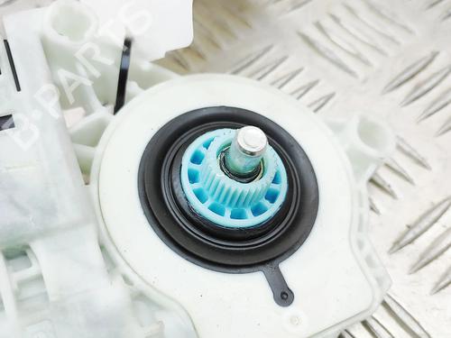 Right front window motor TESLA MODEL Y (5YJY) Long Range All-wheel Drive | BP39073109E20 - Image 5