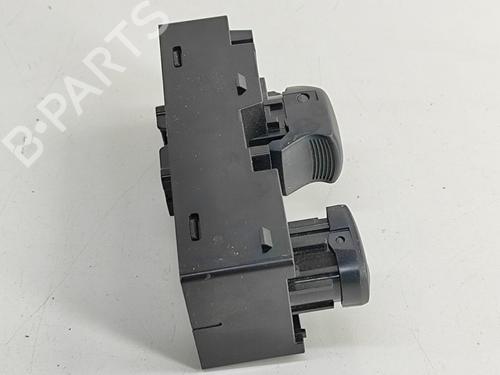 Right front window switch NISSAN LEAF (ZE1) Electric | BP28446562I26 