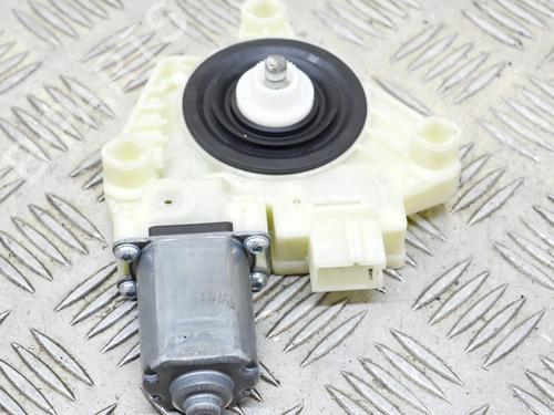 Used Left front window motor Left front window motor MERCEDES-BENZ C-CLASS (W205) C 200 BlueTEC / d (205.037) (136 hp) 8625756 8625756