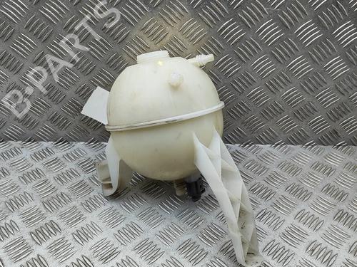 Used Expansion tank Expansion tank 32973483 32973483