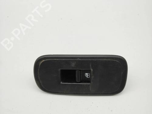 Used Left front window switch Left front window switch FIAT 500e (332_) Elektro (FA1) (95 hp) 36470949 36470949