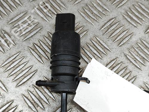 Washer pump BMW X5 (E70) xDrive 40 d | BP19428060E24 