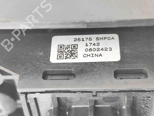 Switch NISSAN ARIYA (FE0) EV e-4ORCE | BP29373451I30 