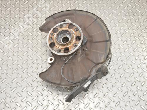 Used Right rear steering knuckle Right rear steering knuckle MERCEDES-BENZ S-CLASS (W222, V222, X222) S 350 BlueTEC / d (222.132, 222.032, 222.123) (258 hp) 33357445 33357445