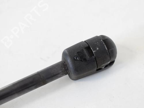 Używane Siłownik klapy tylnej / bagażnika AUDI A4 B8 Avant (8K5) 2.0 TDI (170 hp) 30258655