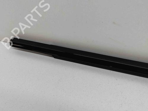 Door moulding trim LAND ROVER RANGE ROVER VELAR (L560) 3.0 D300 SDV6 4x4 | BP21187976C150 