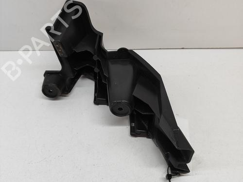 Used Rear bumper bracket SKODA KAROQ (NU7, ND7) 1.5 TSI (150 hp) 22351725