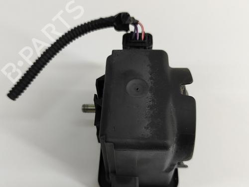 Used Electronic module VOLVO XC40 (536) B3 Mild-Hybrid (163 hp) 28557617