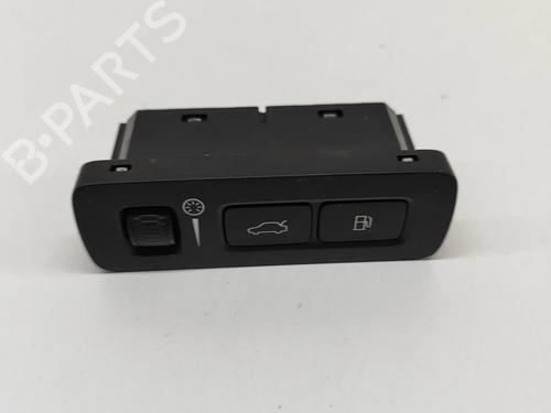 Used Switch VOLVO XC60 II (246) T8 Hybrid AWD (407 hp) 27768306