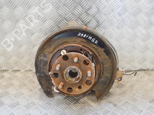 Used Right rear steering knuckle Right rear steering knuckle LEXUS IS III (_E3_) 300h (AVE30_, AVE30R) (223 hp) 14612233 14612233