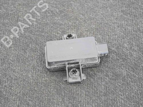 Used Electronic module MERCEDES-BENZ CLA Coupe (C117) CLA 180 (117.342) (122 hp) 8833664