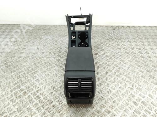 Used Middle console Middle console VW PASSAT B8 (3G2, CB2) 1.6 TDI (120 hp) 33388143 33388143