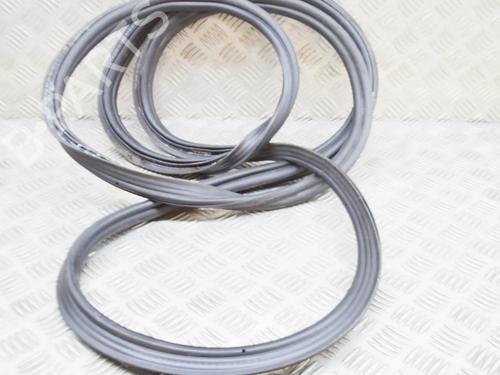 Rubber door seal PORSCHE CAYENNE (92A) 3.0 Diesel | BP15481043C142 