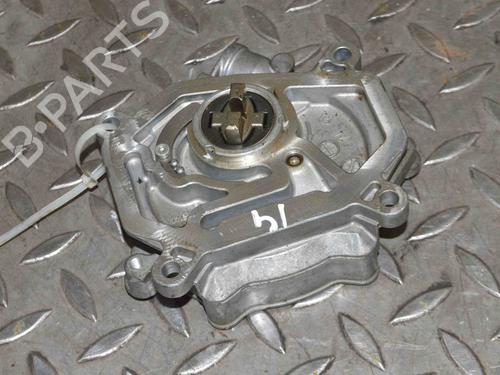 Used Vacuum pump VW PASSAT B6 (3C2) 2.0 TDI (136 hp) 30225634
