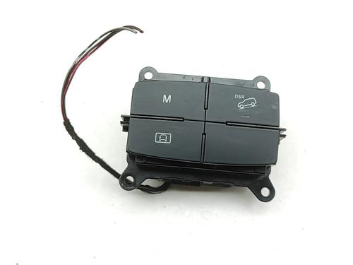switch-mercedes-benz-gle-w166-2015-2016-2017-2018-34037642 main image