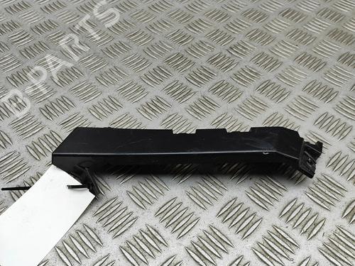 Used Front bumper bracket Front bumper bracket LAND ROVER DISCOVERY V (L462) 3.0 Td6 4x4 (258 hp) 30130883 30130883