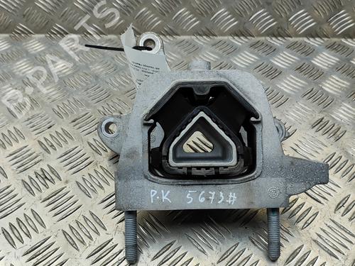 Used Engine mount PEUGEOT 2008 II (UD_, US_, UY_, UJ_, UR_, UC_) e-2008 (UKZKXZ) (136 hp) 30130539