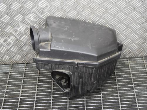 Used Air filter box Air filter box VOLVO XC70 II (136) D4 AWD (181 hp) 6761473 6761473