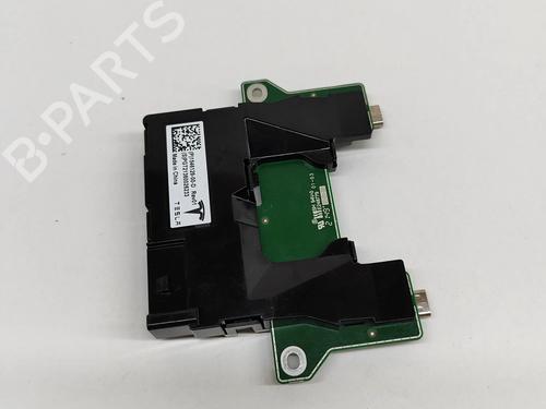 Módulo eletrónico TESLA MODEL Y (5YJY) EV Performance All-wheel Drive | BP31296986M83