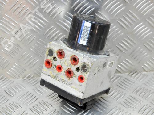 Used ABS pump RENAULT CLIO III (BR0/1, CR0/1) 1.2 16V (BR02, BR0J, BR11, CR02, CR0J, CR11) (75 hp) 8145535