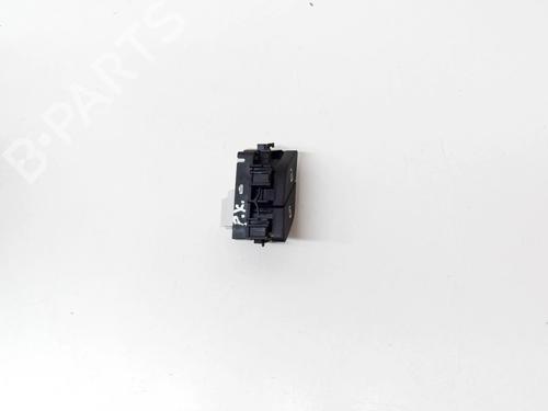 Switch MERCEDES-BENZ B-CLASS Sports Tourer (W247) B 180 (247.084) | BP27761590I30