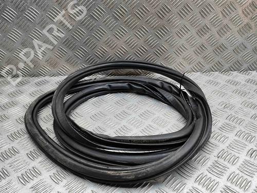 Used Rubber door seal VOLVO V60 II (225) B6 Mild-Hybrid AWD (299 hp) 29459267