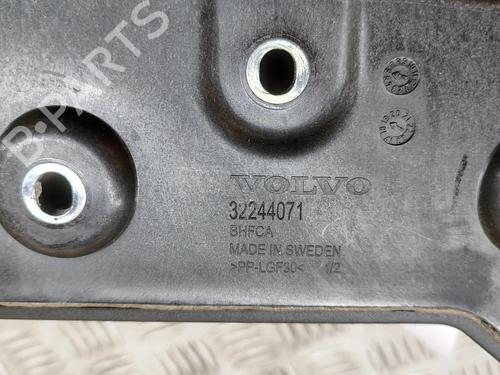 Støtte VOLVO XC60 II (246) D4 | BP28552639C155 