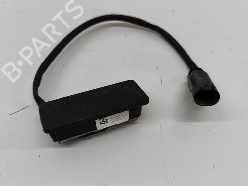 Used Tailgate handle ALFA ROMEO STELVIO (949_) 2.0 Q4 (949.AXA2A) (280 hp) 28434977