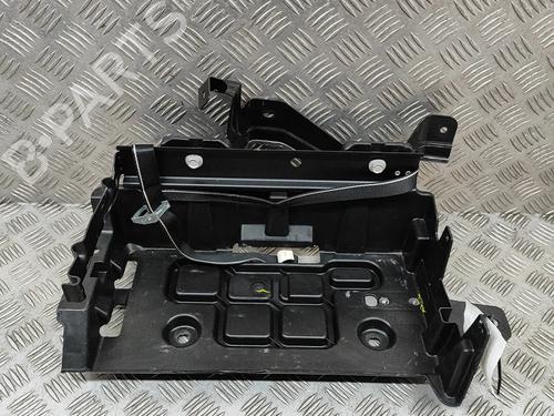 Used Support MASERATI GHIBLI III (M157) 3.0 (330 hp) 30971680