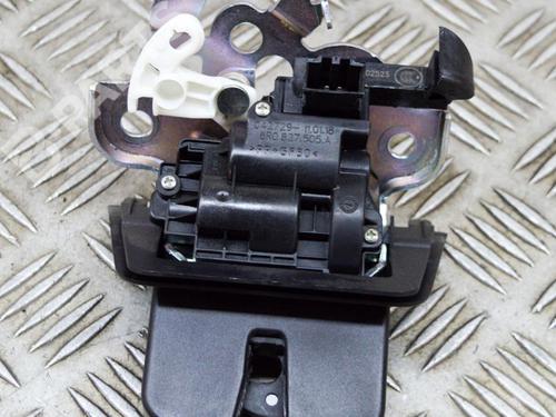 tailgate-lock-audi-q3-8ub-8ug-14-tsi-audi-8r0827505a-2011-2012-2013-2014-2015-2016-2017-2018-2019-2020-11113480 main image