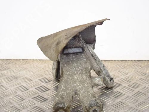 Used Engine mount Engine mount AUDI A4 B8 (8K2) 2.0 TDI quattro (143 hp) 14659933 14659933