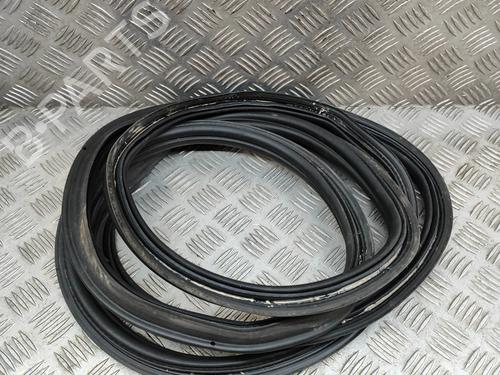 Gummiliste PORSCHE MACAN (95B) 3.0 S Diesel (258 hp) 16535231