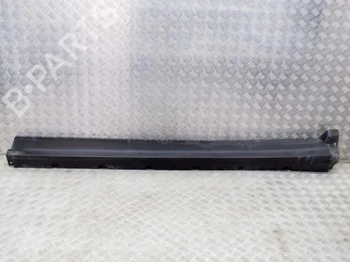 Venstre sidekjole MASERATI LEVANTE SUV (M161) 3.0 Q4 (350 hp) 15376190