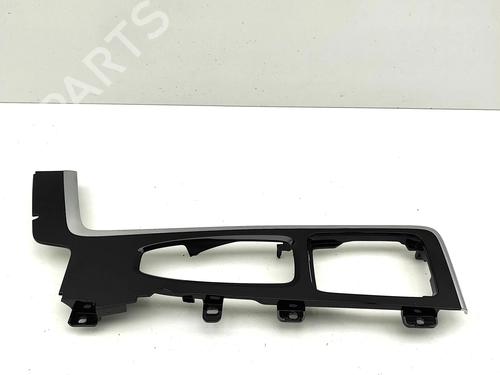 Used Middle console Middle console VOLVO XC60 II (246) D4 (190 hp) 34443576 34443576